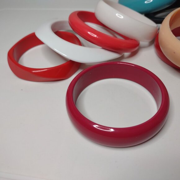 Lot Of 16 Vintage Plastic Bangles Variety Bracelet Lot Assorted Bracelet Bundle - Picture 10 of 14